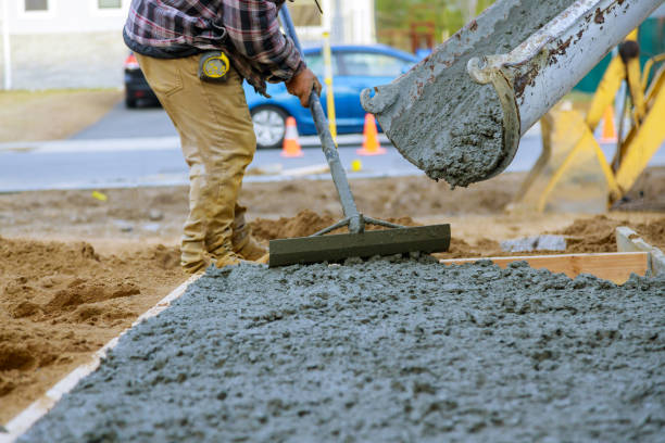 Best Concrete Steps and Stairs in Newburg, WI